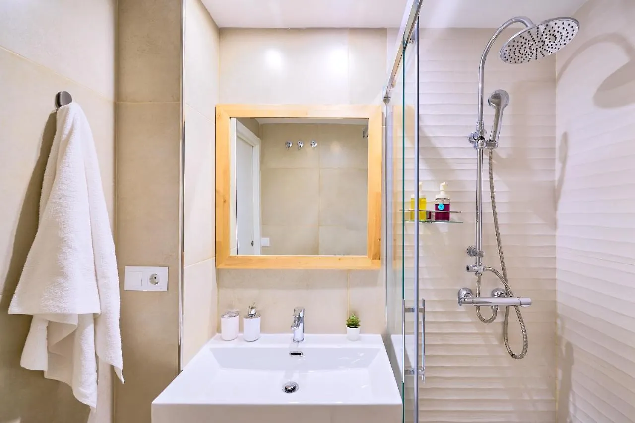 Balcon Al Mar Apartment Direct Access To The Beach Torremolinos 0*,  Spain