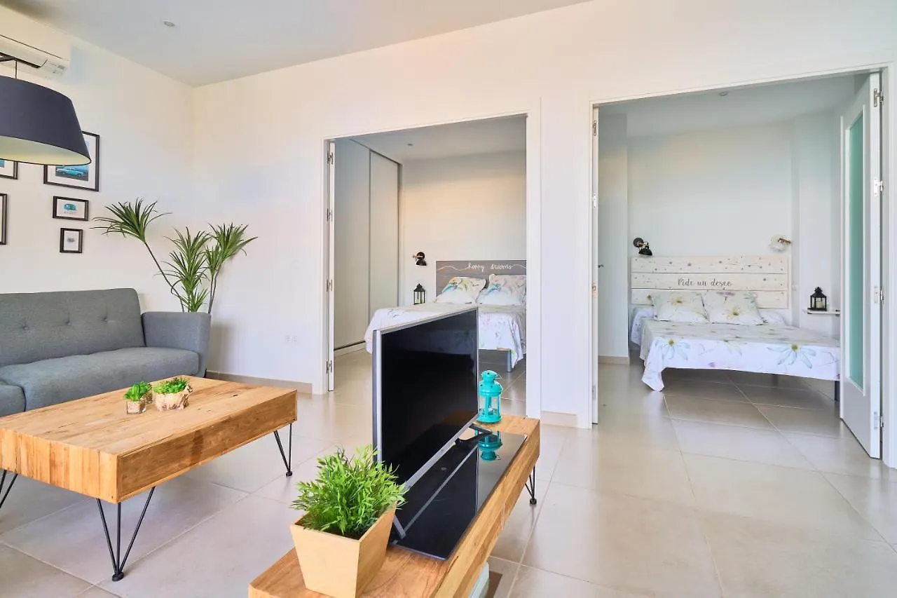 Balcon Al Mar Apartment Direct Access To The Beach Torremolinos 0*,  Spain