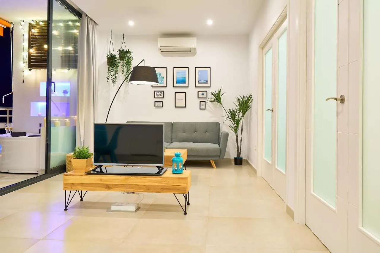 Balcon Al Mar Apartment Direct Access To The Beach Torremolinos 0*,